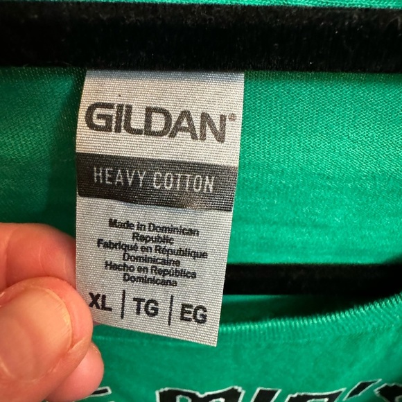 KRAMPUS Emerald City Comic Con Minion Unisex T-shirt Crew 2021 SZ XL Green EUC - Picture 10 of 13